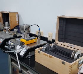 LĨNH VỰC ÁP SUẤT - LỰC